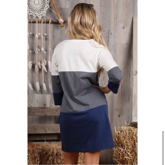 Color block 3/4 sleeve pocket French Terry dress - Picture 4 of 6